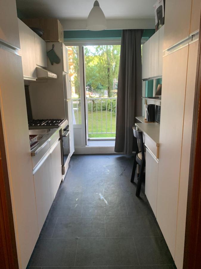 Sarhan Two-Room Apartment Брюссель Экстерьер фото