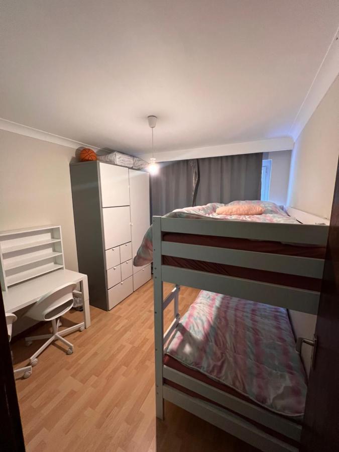 Sarhan Two-Room Apartment Брюссель Экстерьер фото